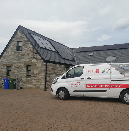 humm young athletic sportswoman stretching and preparin 2026 03 09 05 39 11 utc 1