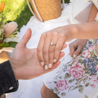 things-to-think-about-when-getting-an-engagement-ring-header