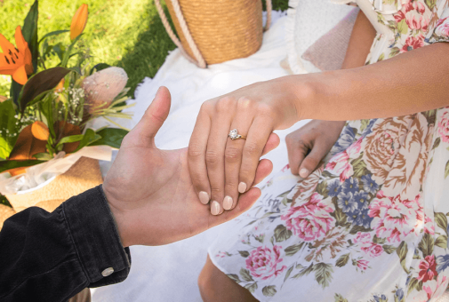 things-to-think-about-when-getting-an-engagement-ring-header